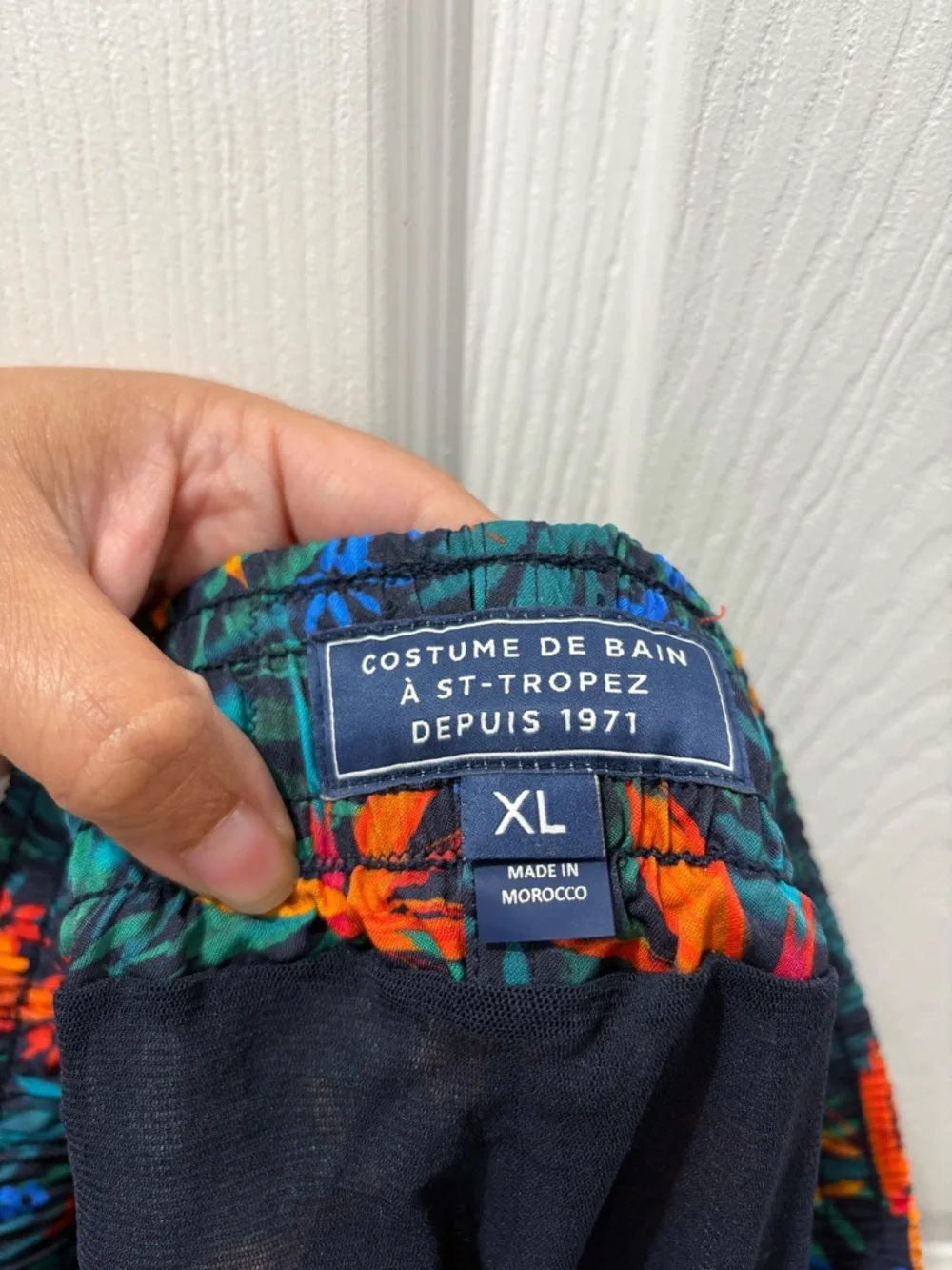 Vilebrequin Moorise Bleu Marine Tropical Print Swim Shorts Men Size XL Like New